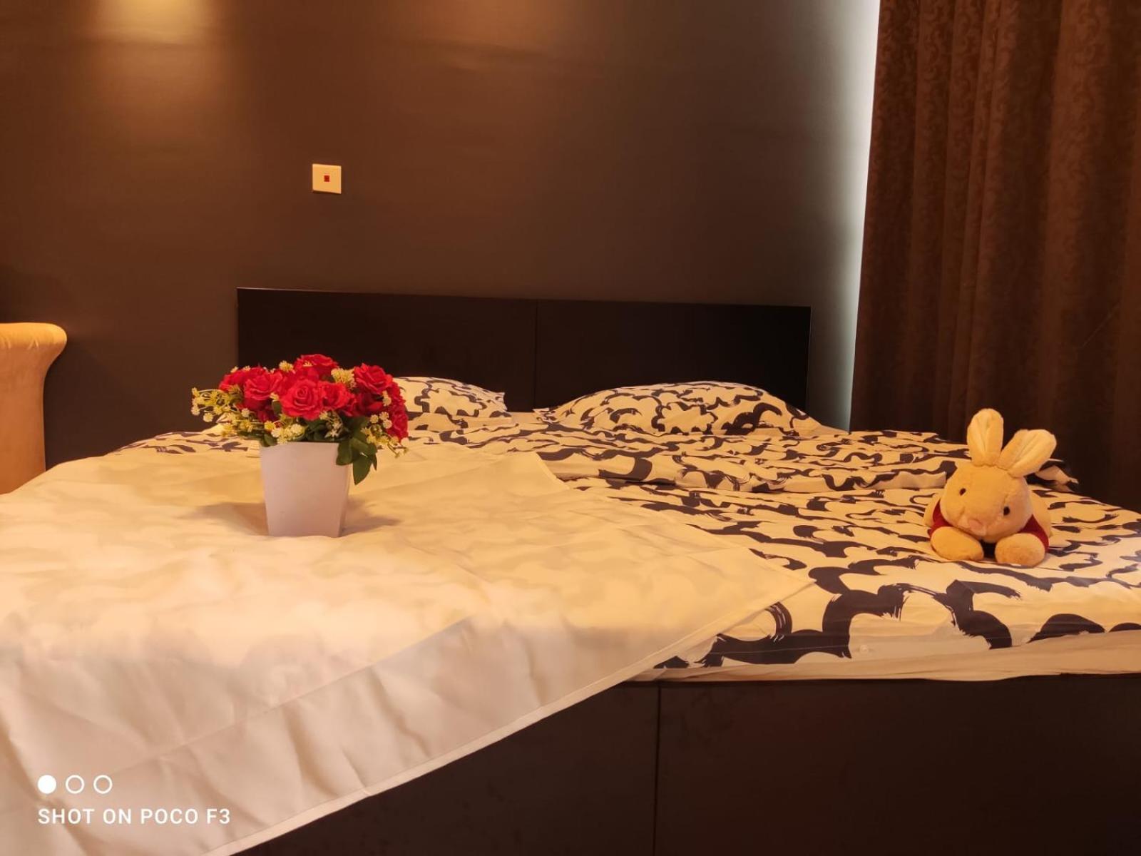 Cozy Studio unit KLIA - Bell suites - Horizon Suites- Wifi- Parking Swimming Pool photo 4