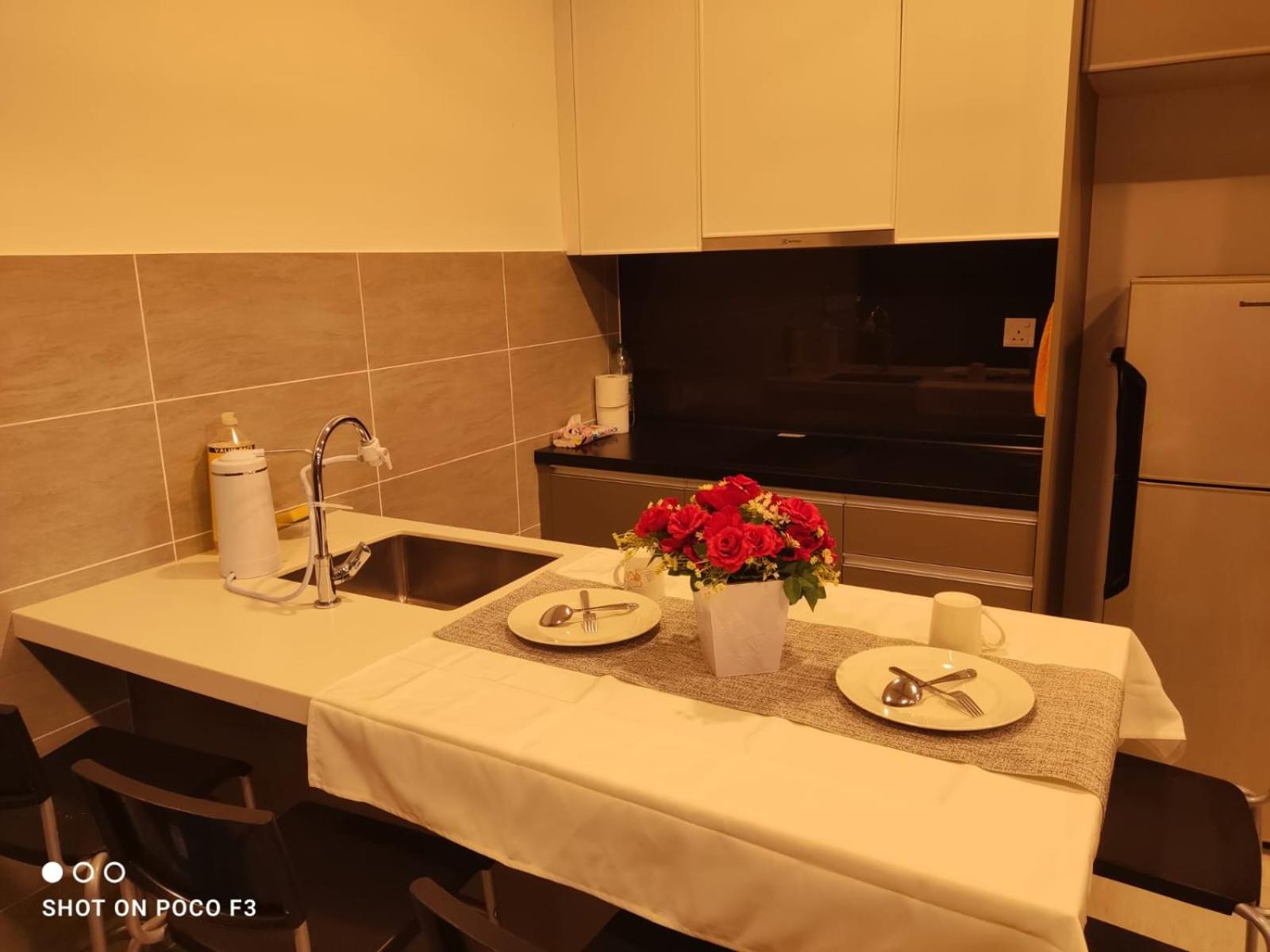 Cozy Studio unit KLIA - Bell suites - Horizon Suites- Wifi- Parking Swimming Pool photo 7