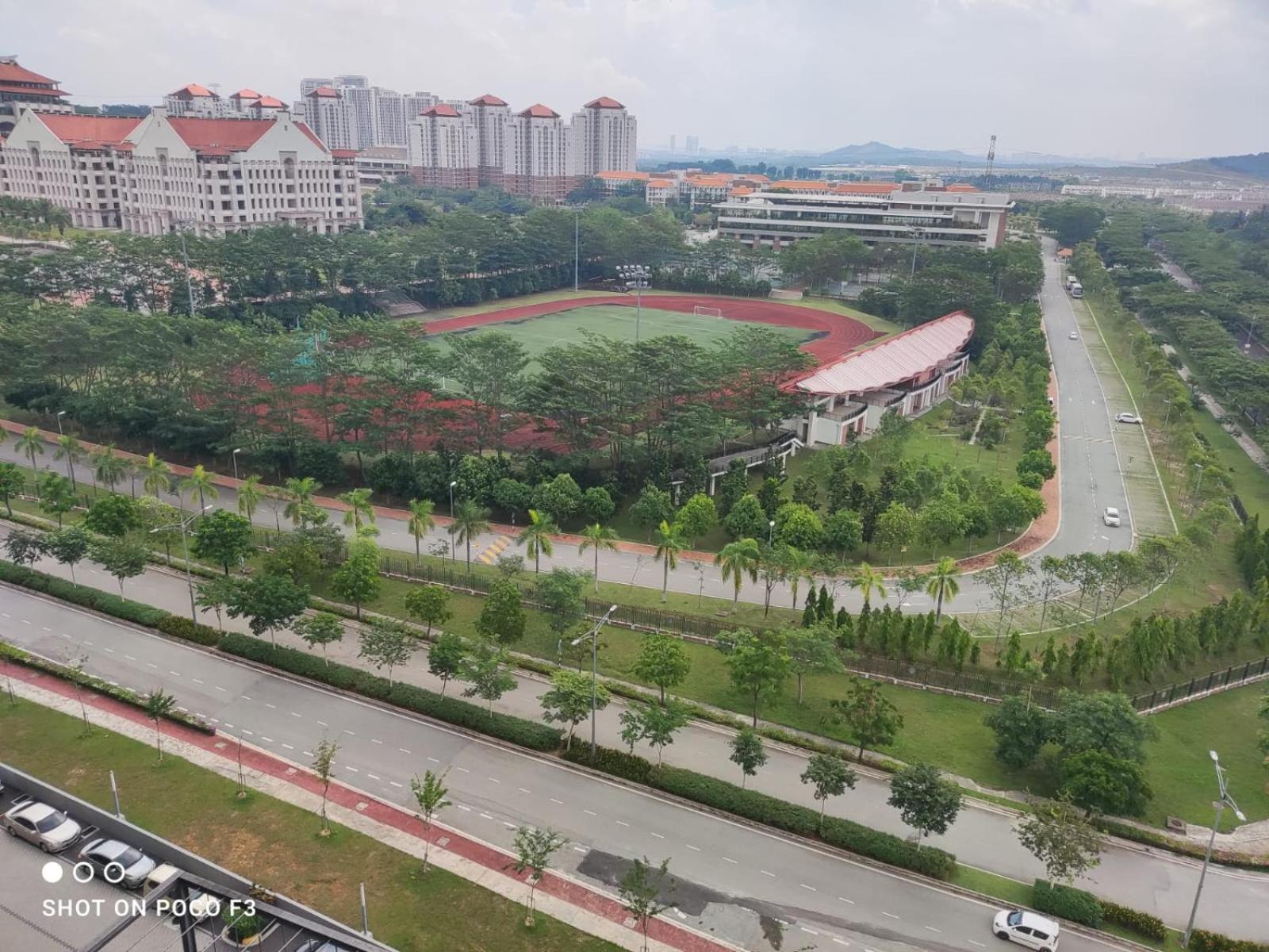 Cozy Studio unit KLIA - Bell suites - Horizon Suites- Wifi- Parking Swimming Pool view 5