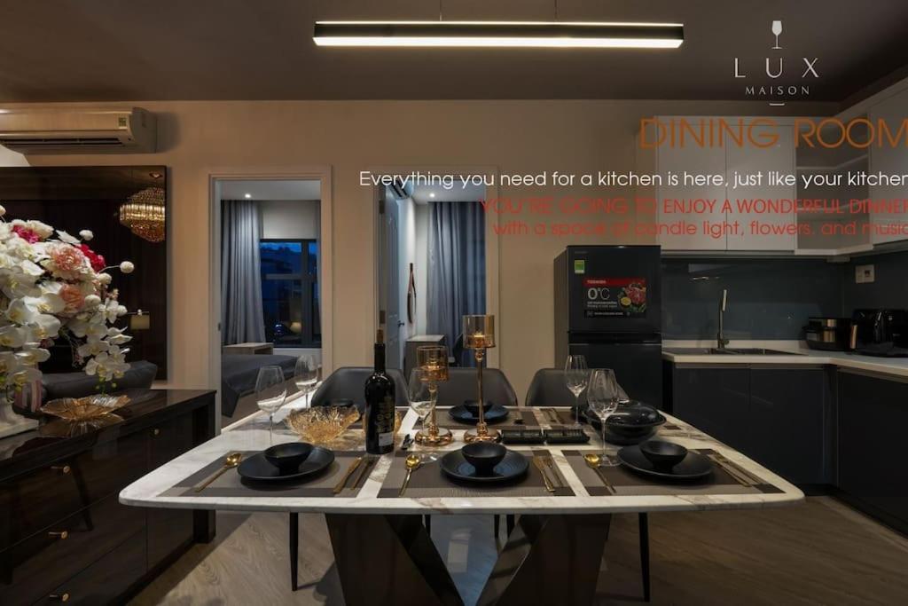 Luxmaison - 3 bedroom Apartment with Dragon Bridge view