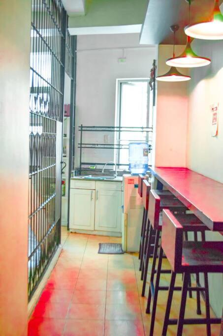 JP Santiago Studio Makati J304 view 5