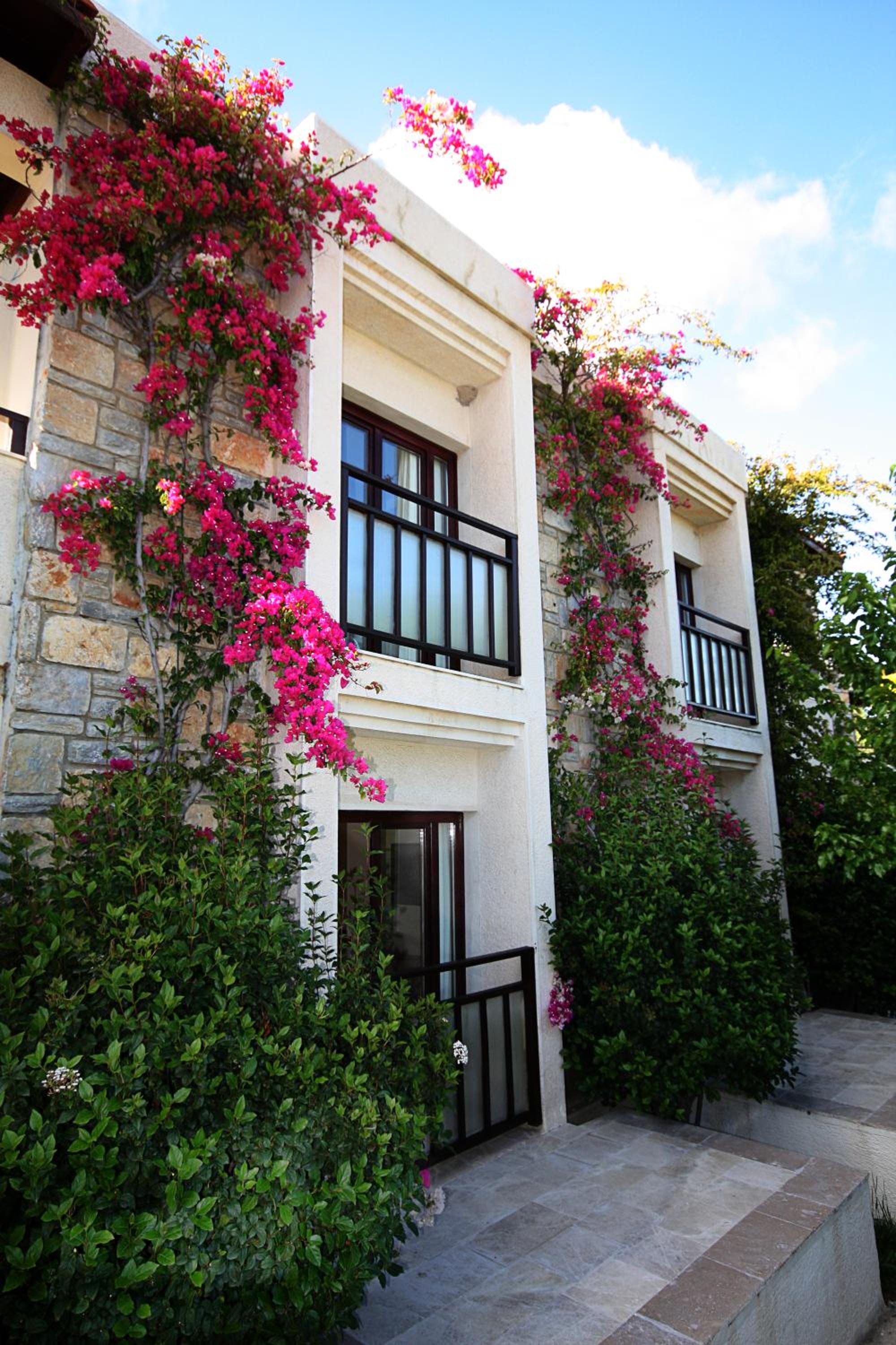 Villanaz Apart Hotel