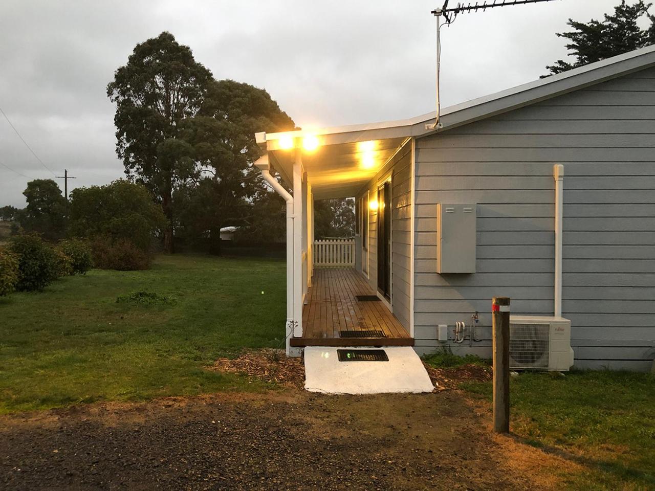 Tranquil, modern self-contained cottage