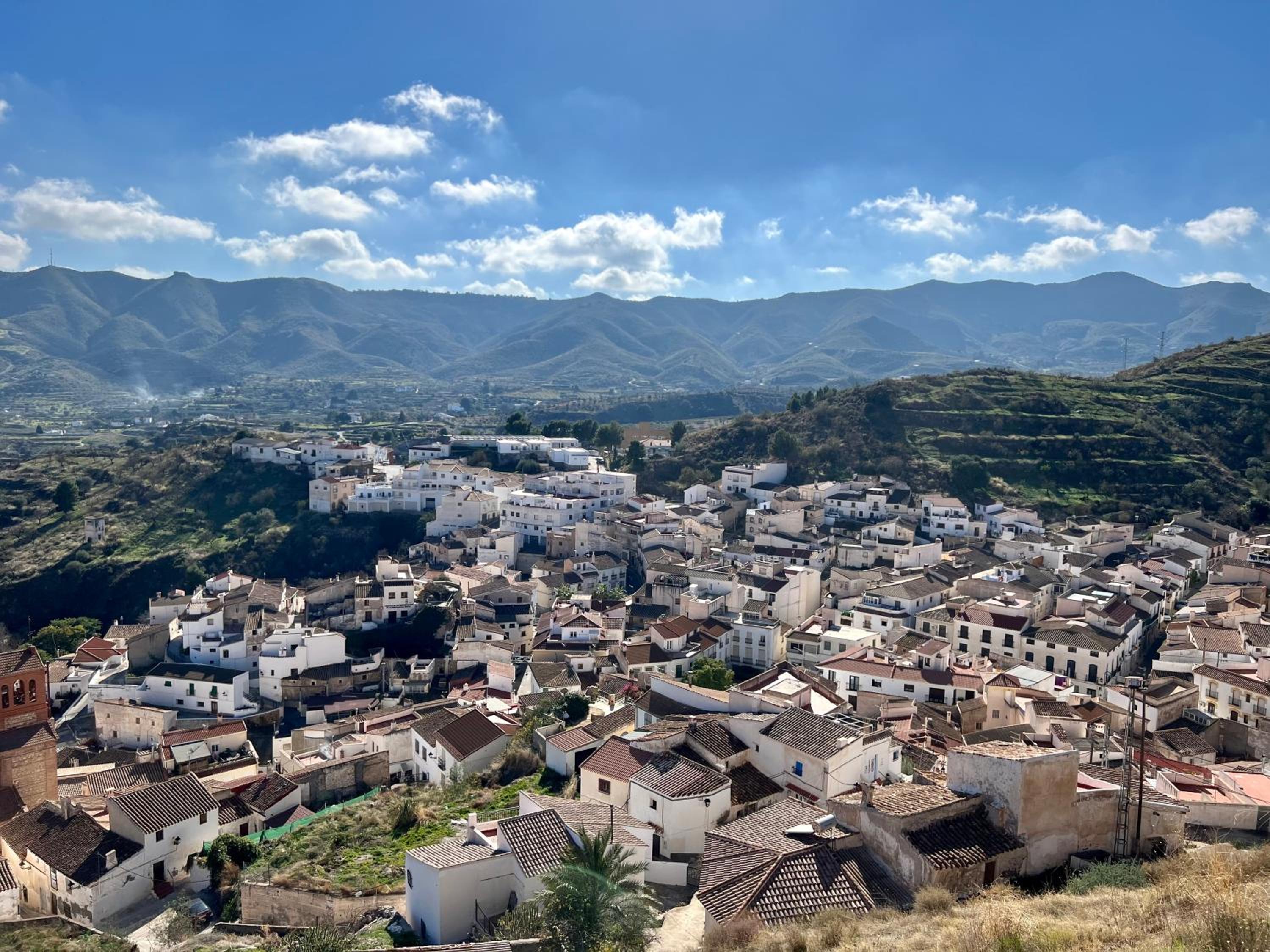 Casa Pueblo Overlooking the Village of Lubrín!