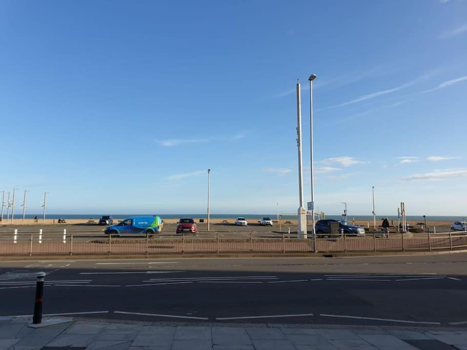 Two Bed Flat Sea view Old town Hastings view 4