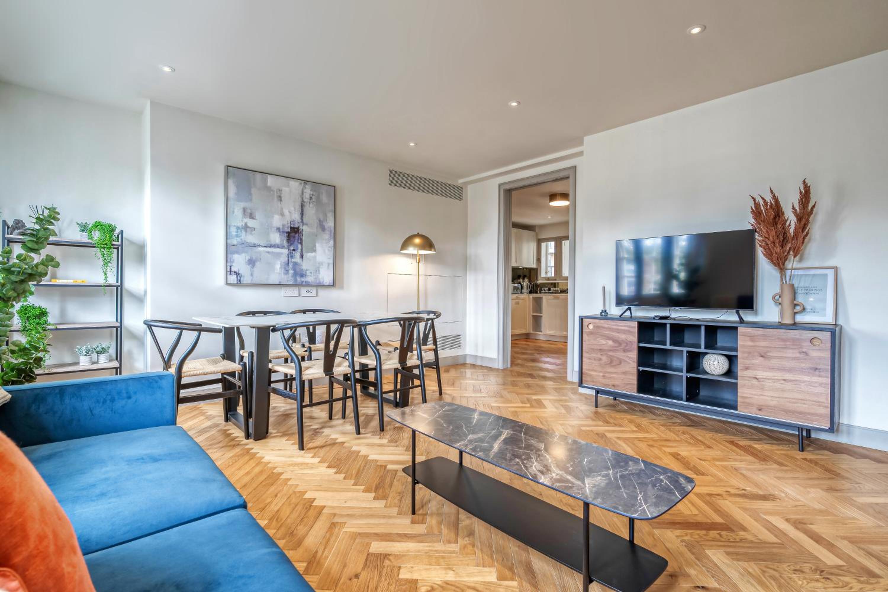 Luxury flats near Big Ben and London Eye