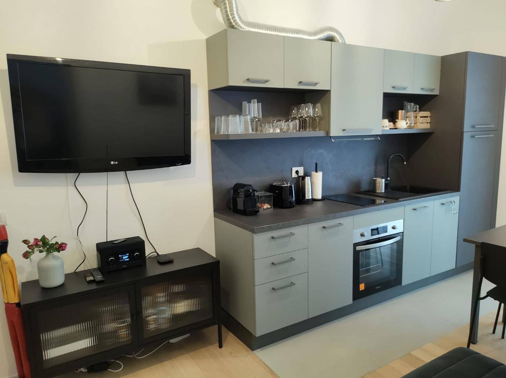 Boutique Apartments Cecilia view 4