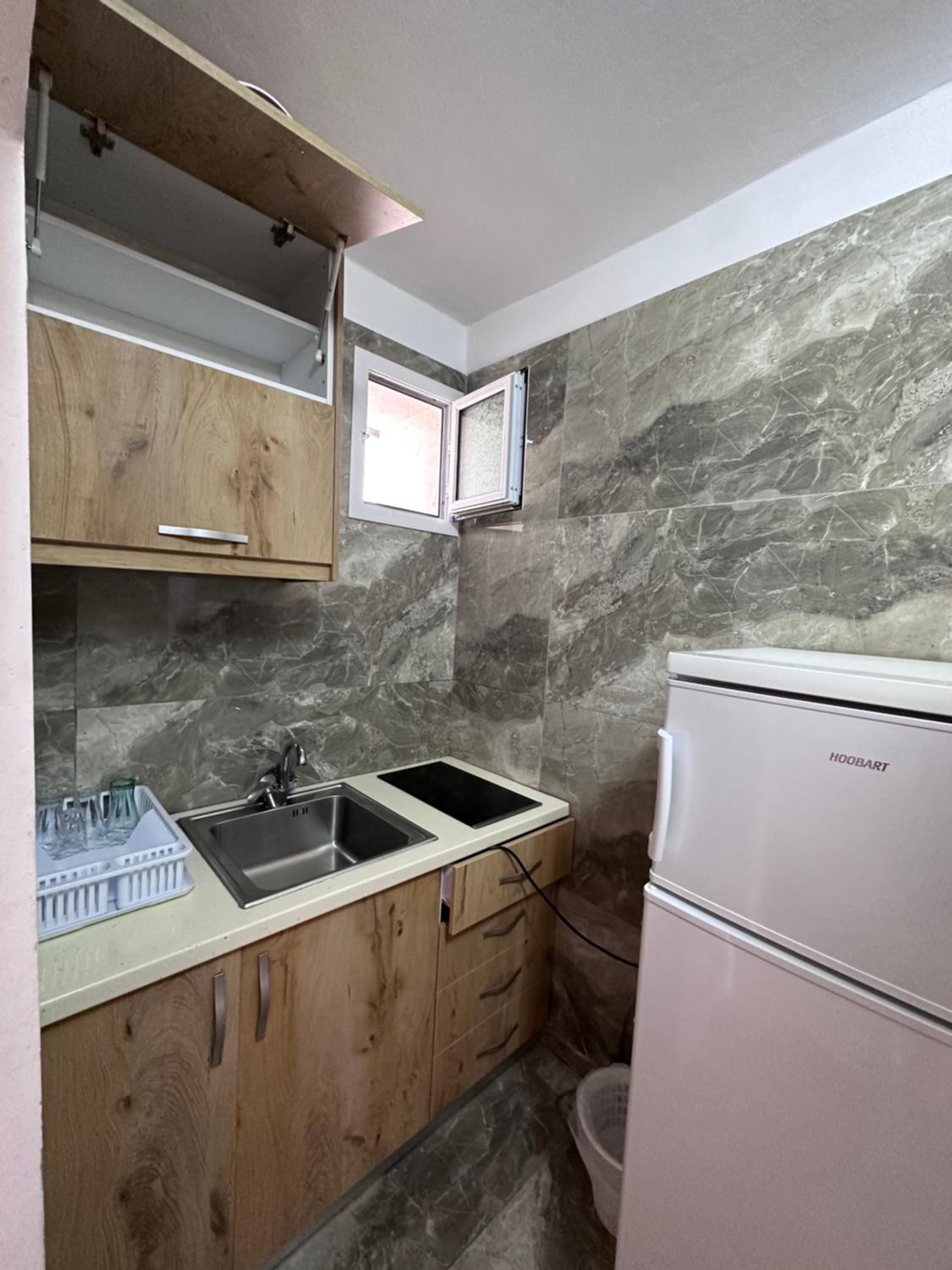 Jona Rooms
