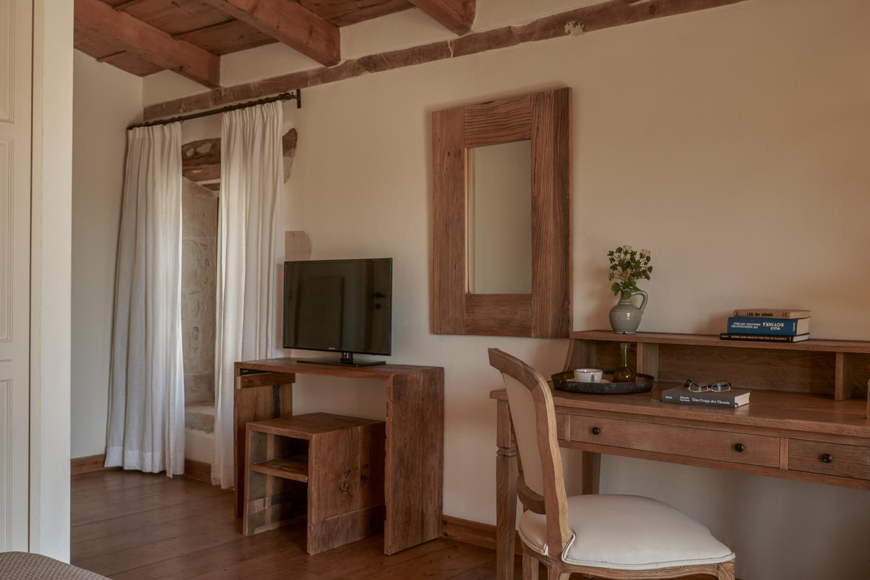 Kapsaliana Village Hotel 128