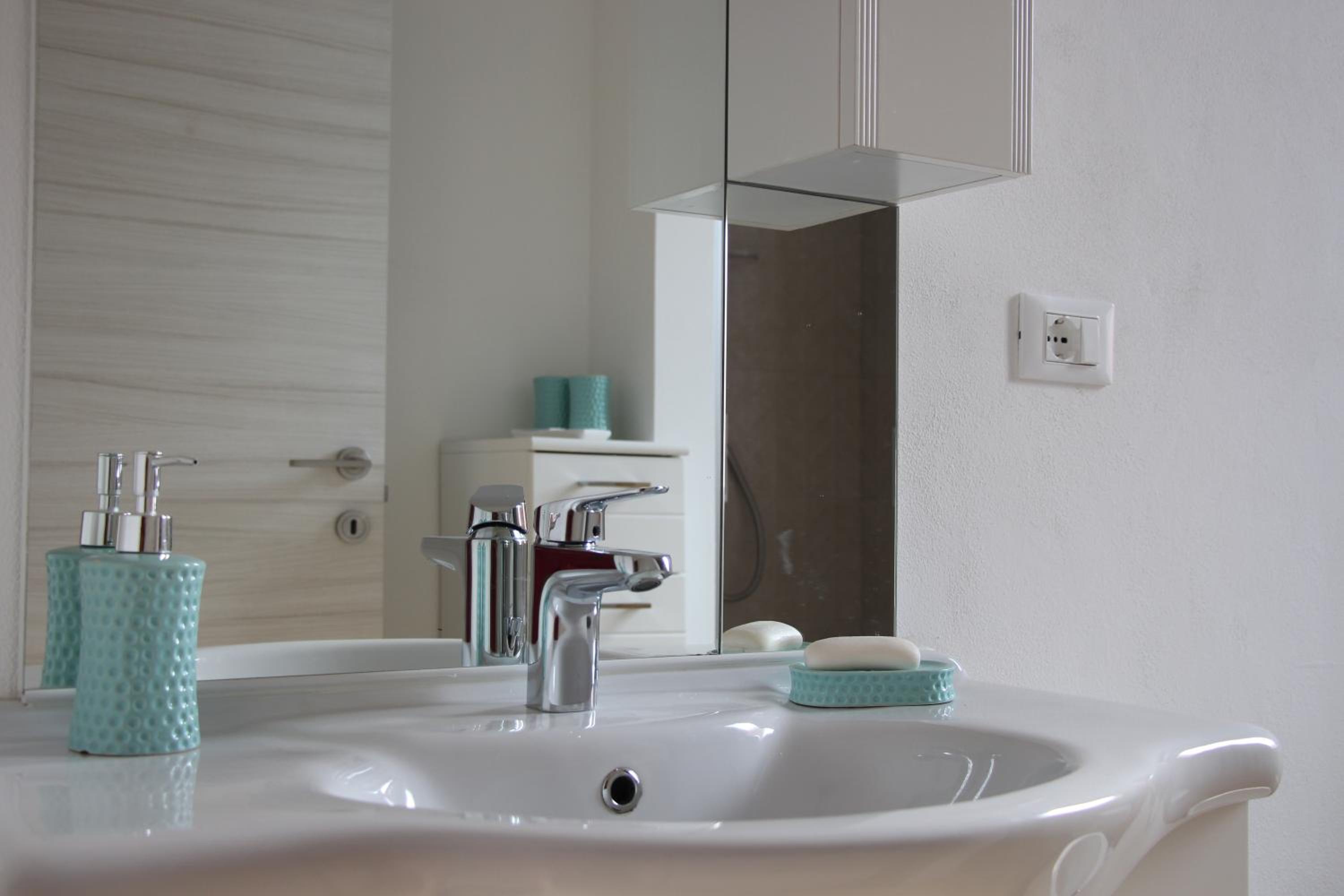 Suite moderna a due passi dal centro view 3