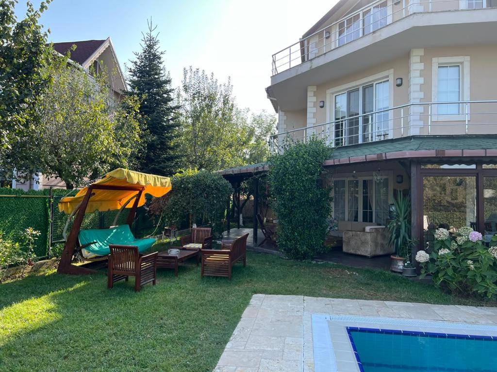 Villa Moon