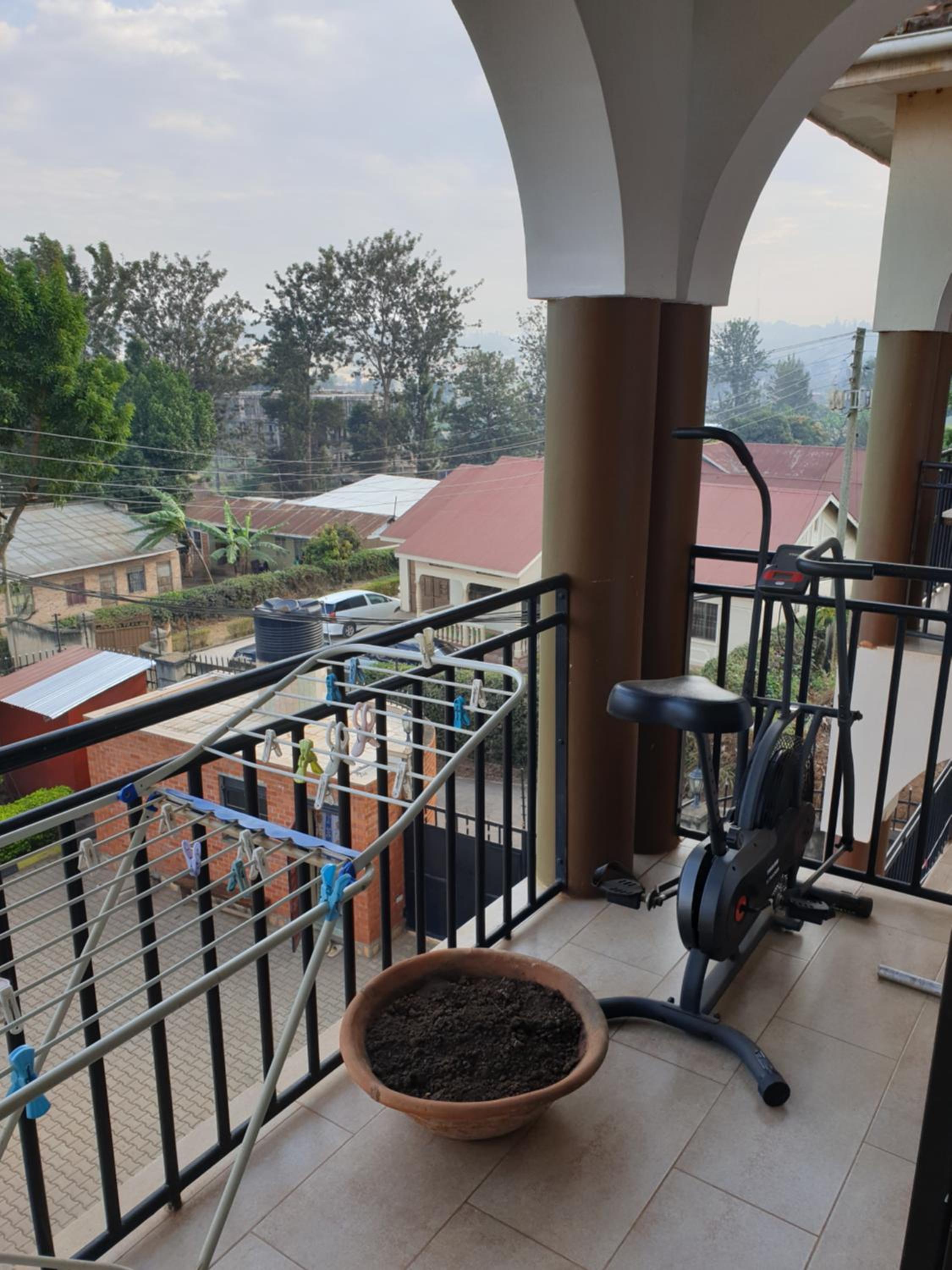 3-Bedroom Mbarara Apartment with Optional Farm Tour