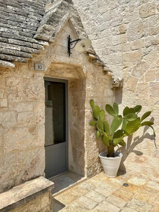 iCONICO - Authentic Trulli Experience view 2