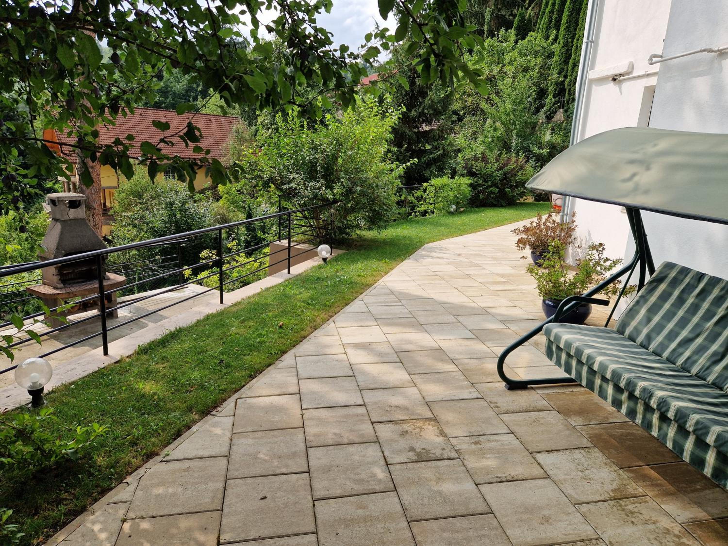Spirii house view 4