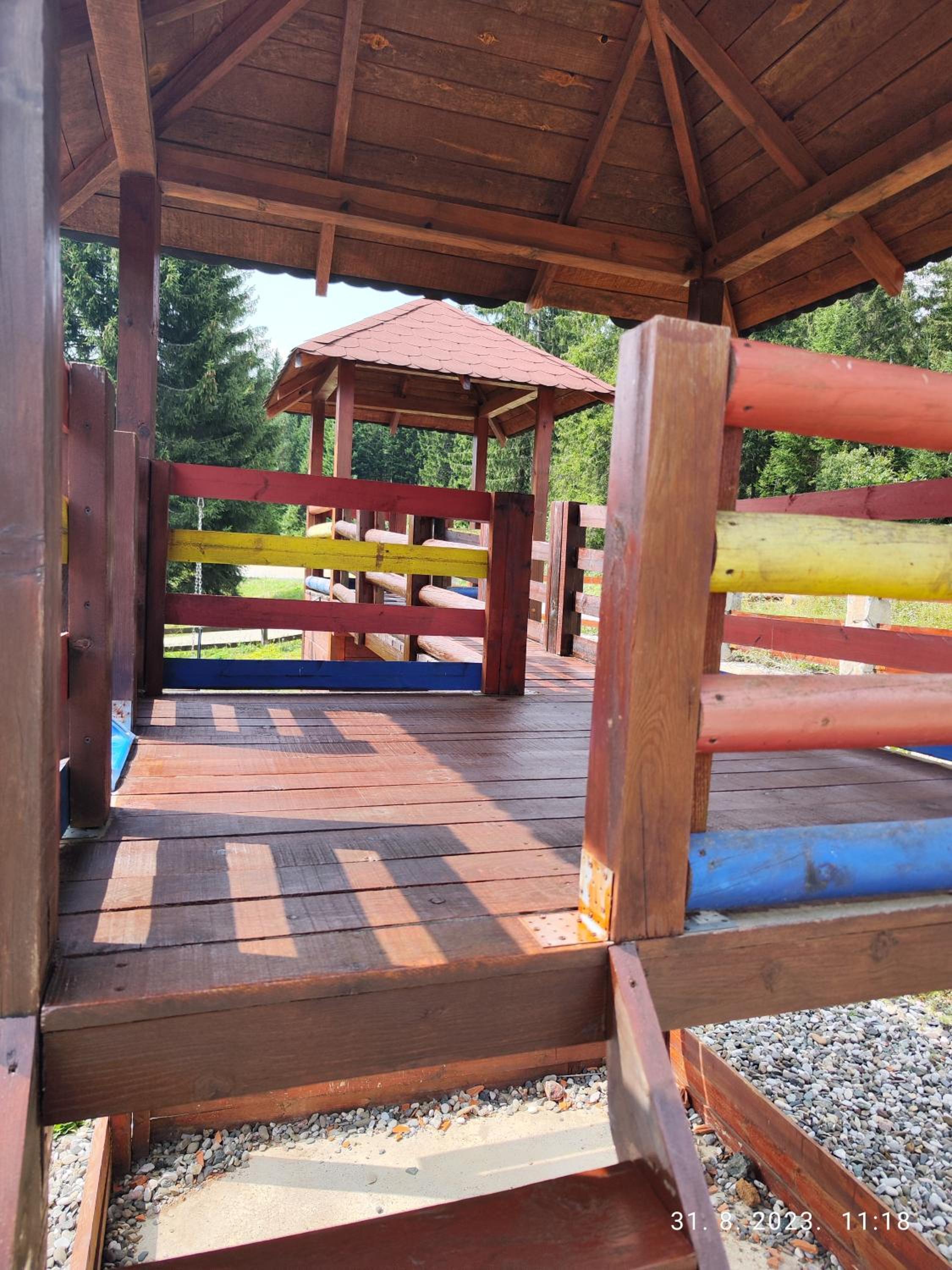 Photo 11