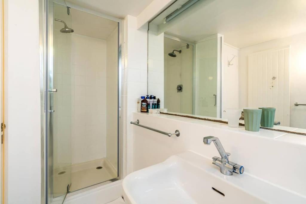 Elegant 2-Bedroom Getaway w Terrace & Garden Views