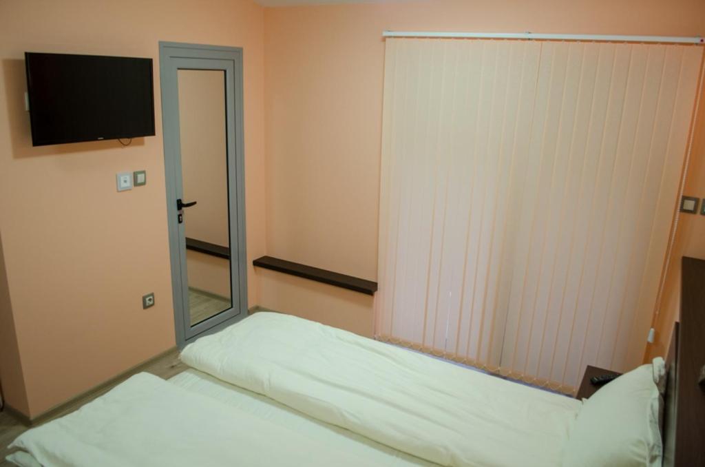 Guest House Dinevi