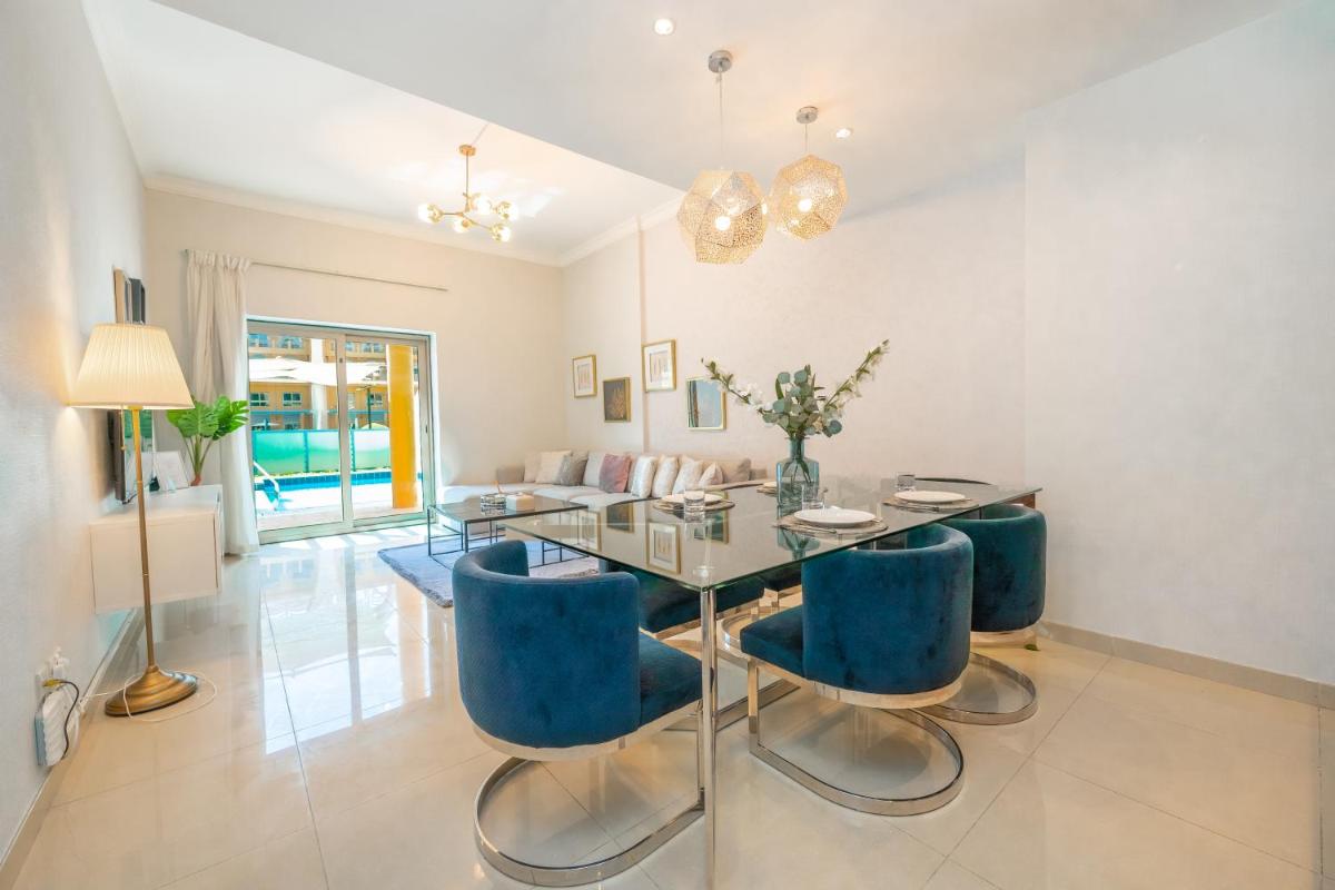 FAM Living - Private Beachfront Escape in Palm Jumeirah - Sarai