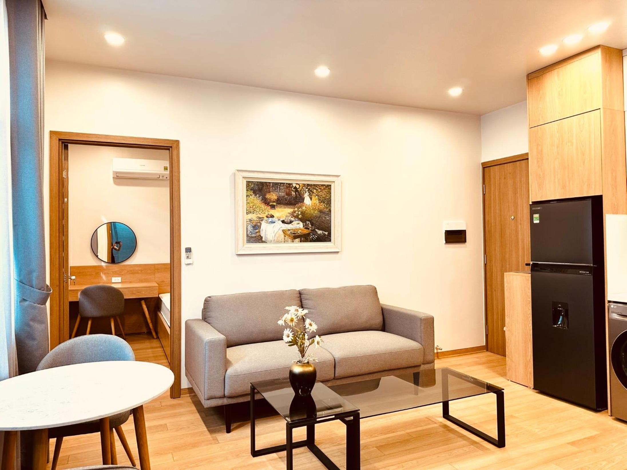 Warm & Cozy Apartment view 3