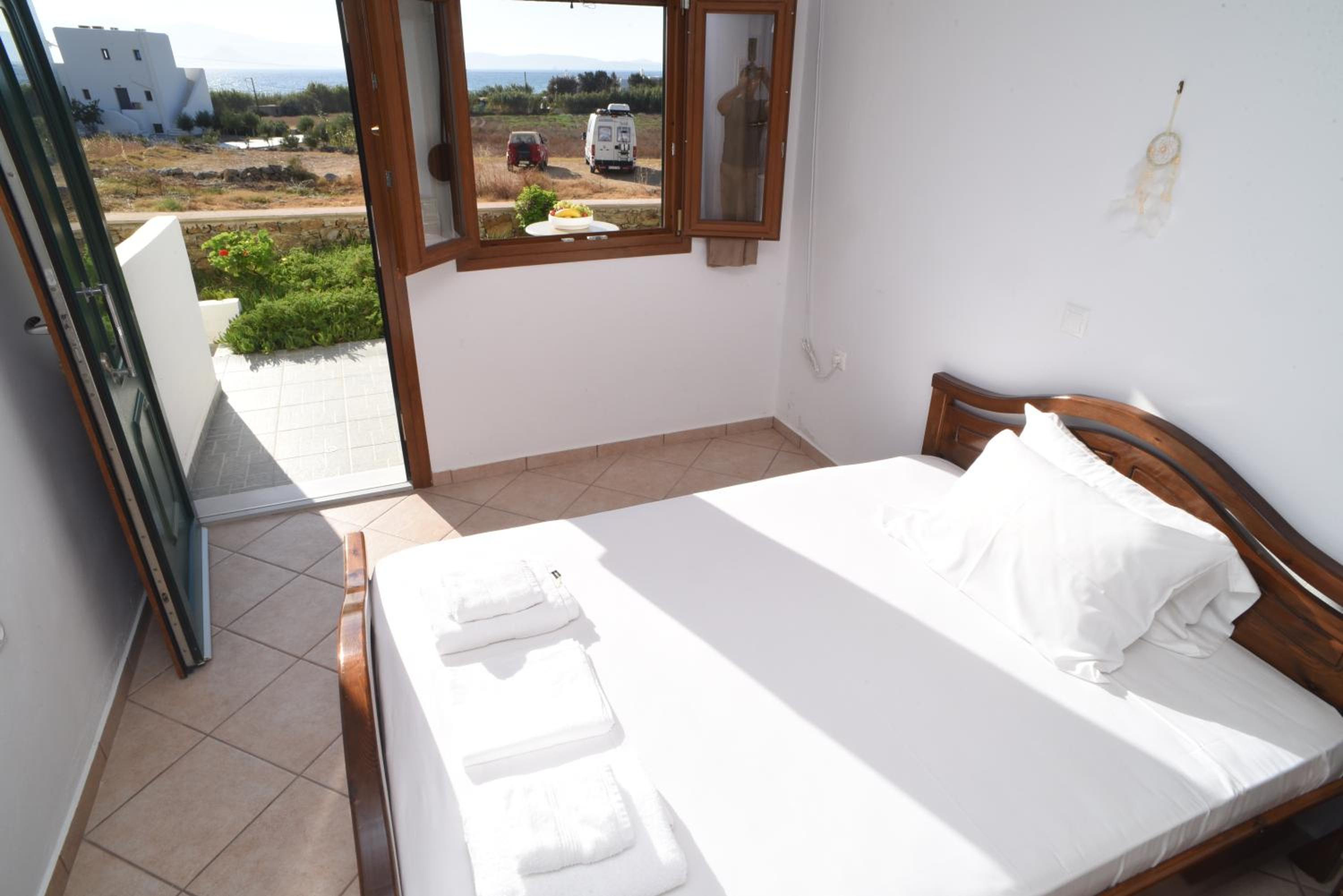 Fotis apartments Naxos Plaka view 2