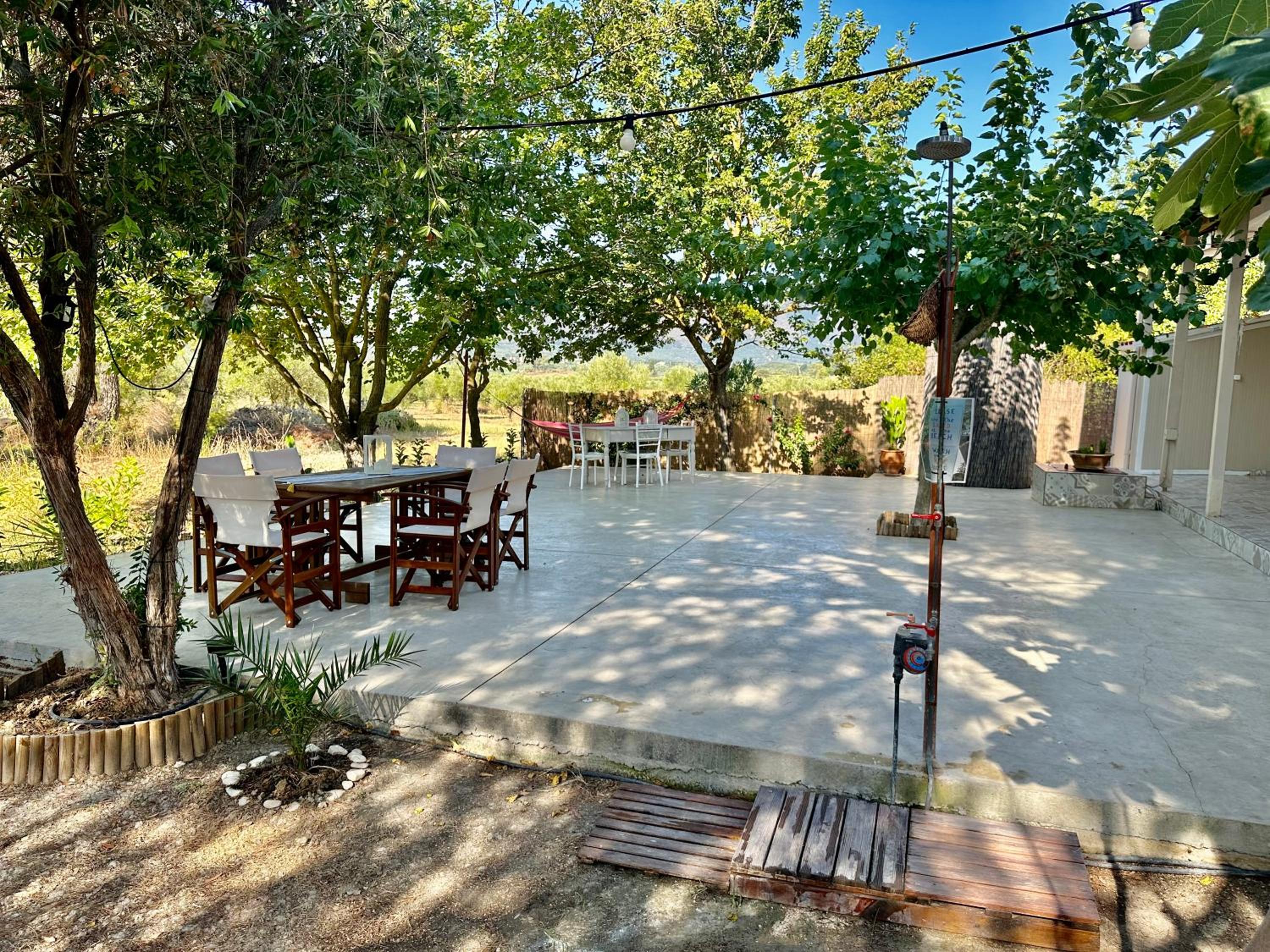 Aura House - Serene and breezy home under pines view 4