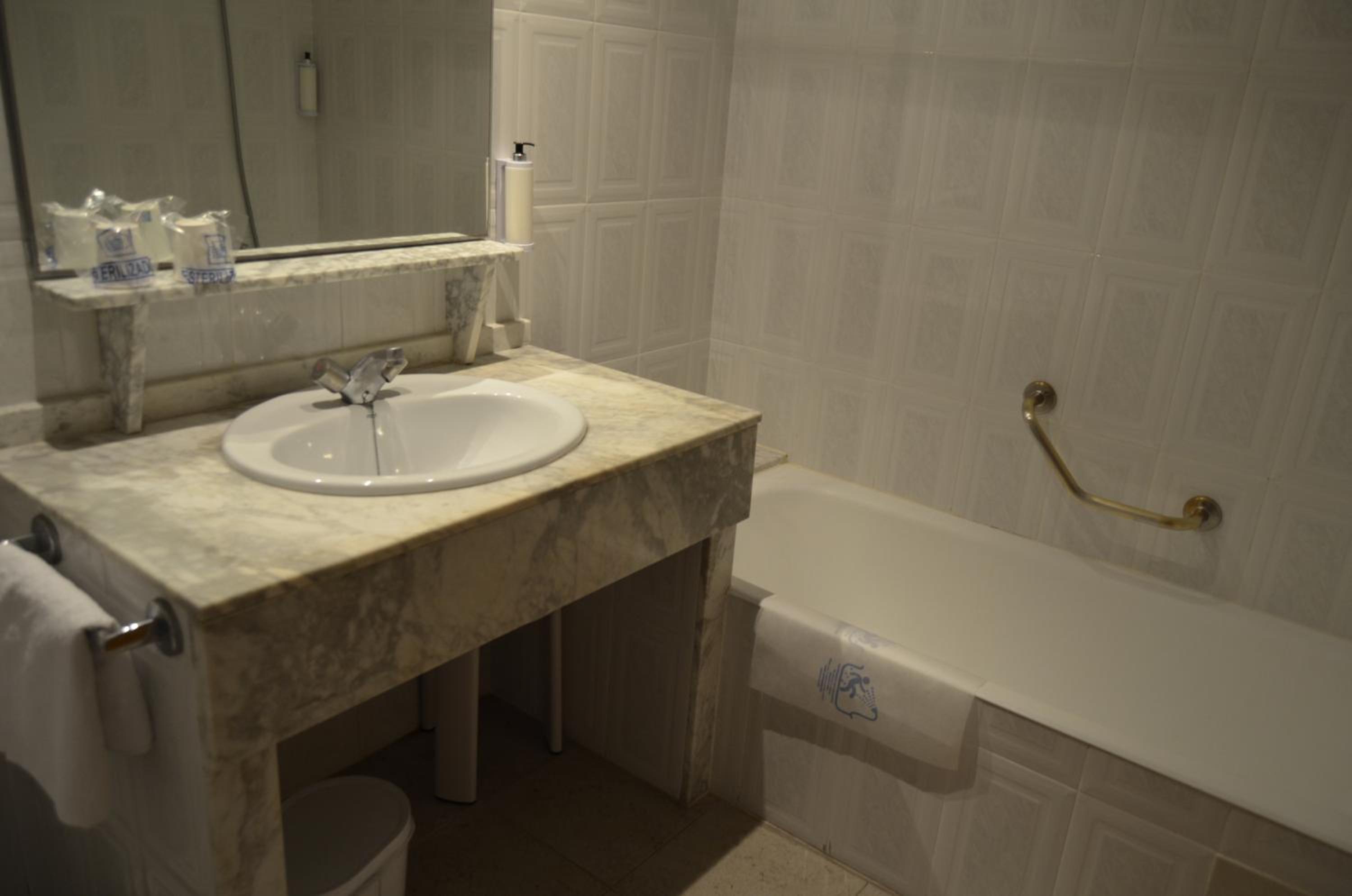 Hostal Blayet - Hostal Automatizado