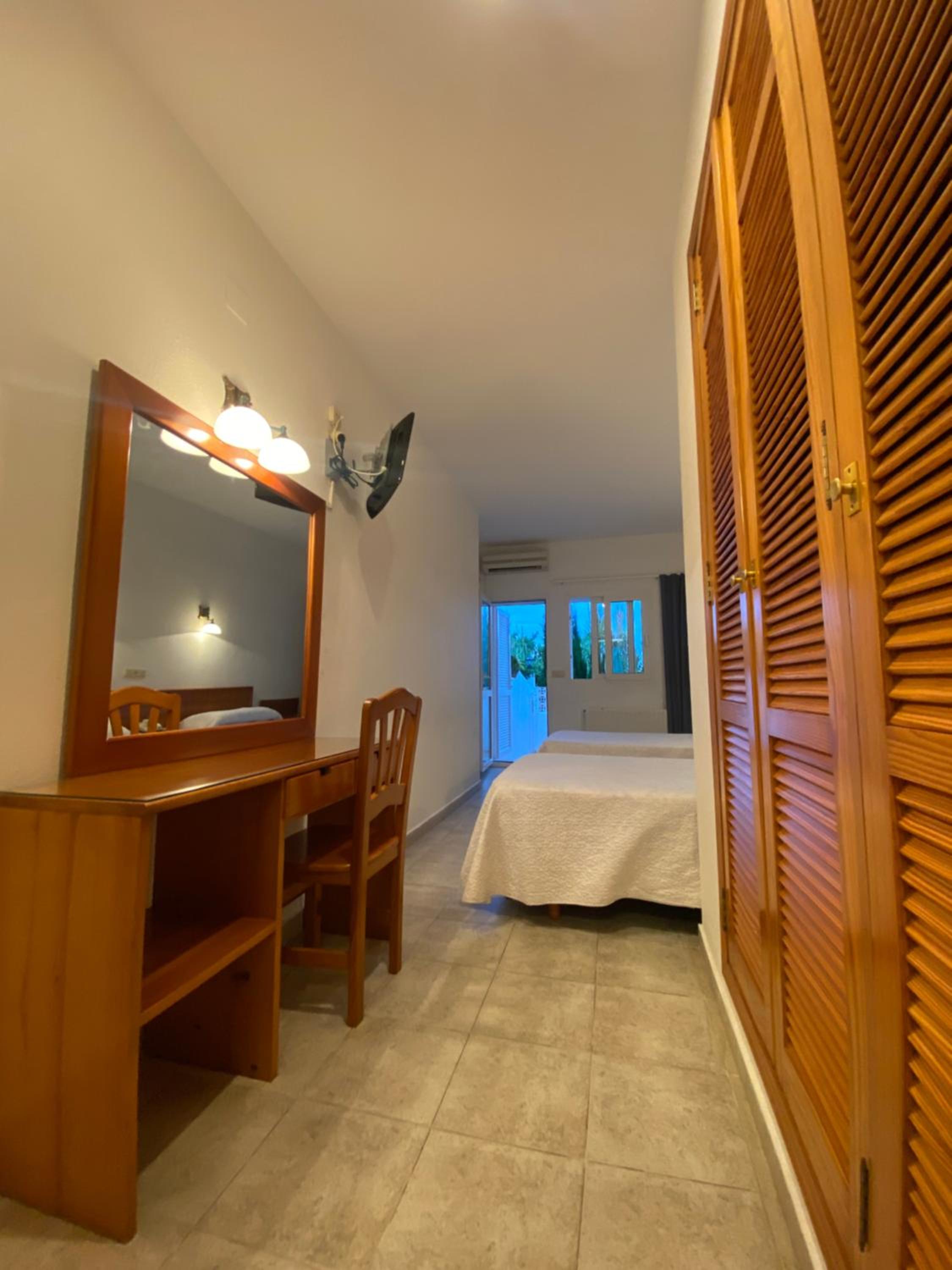 Hostal Blayet - Hostal Automatizado