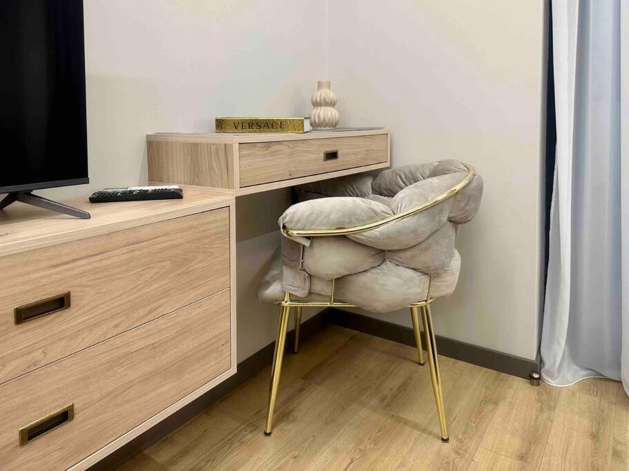 Elegant & Stylish Apartment in Central Batumi