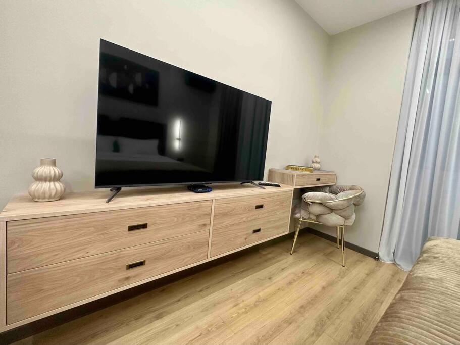Elegant & Stylish Apartment in Central Batumi