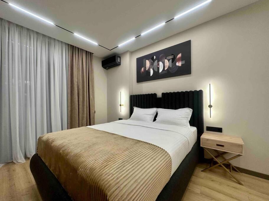 Elegant & Stylish Apartment in Central Batumi
