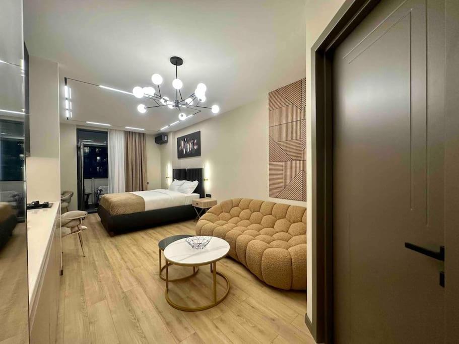 Elegant & Stylish Apartment in Central Batumi