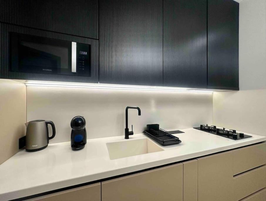 Elegant & Stylish Apartment in Central Batumi