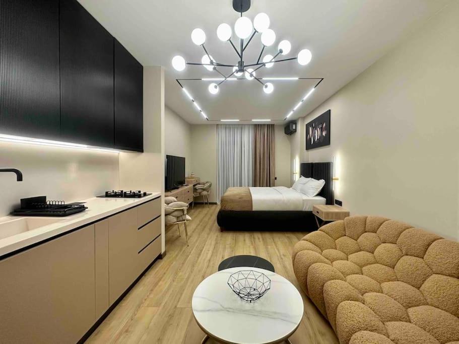 Elegant & Stylish Apartment in Central Batumi