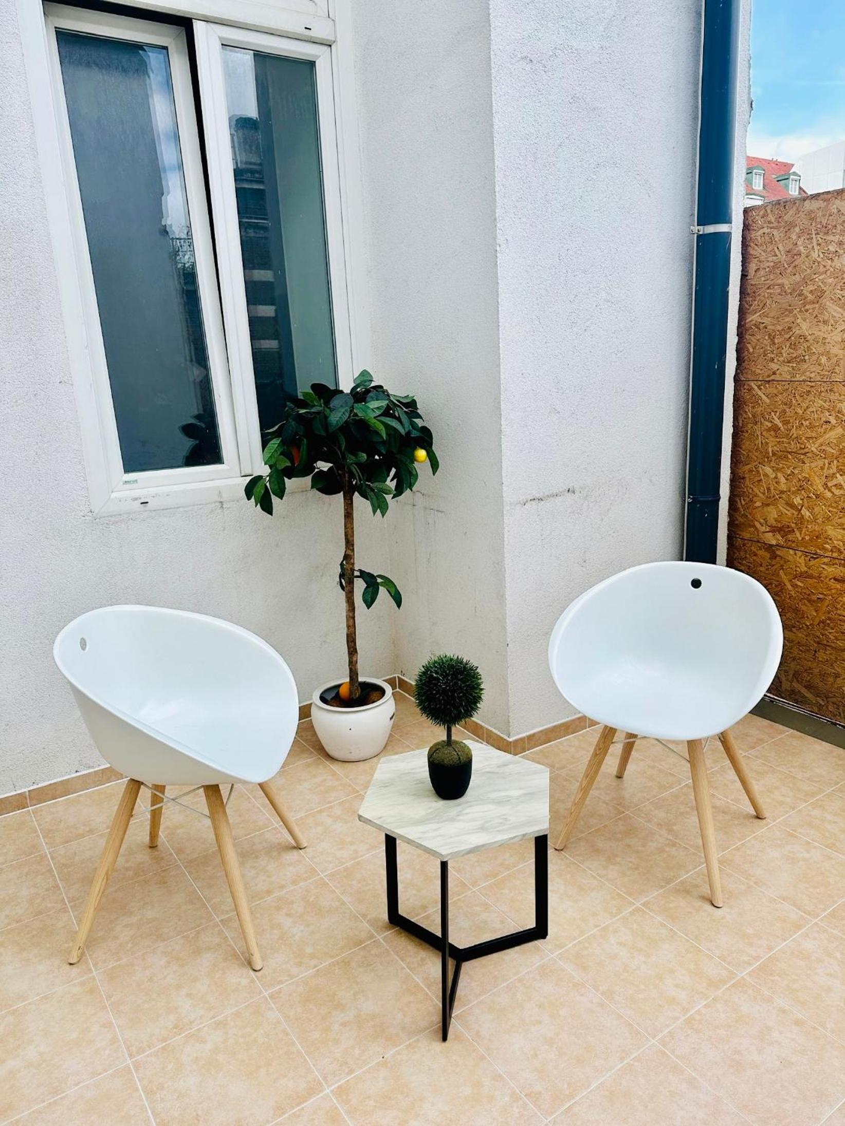 balance & terrace
