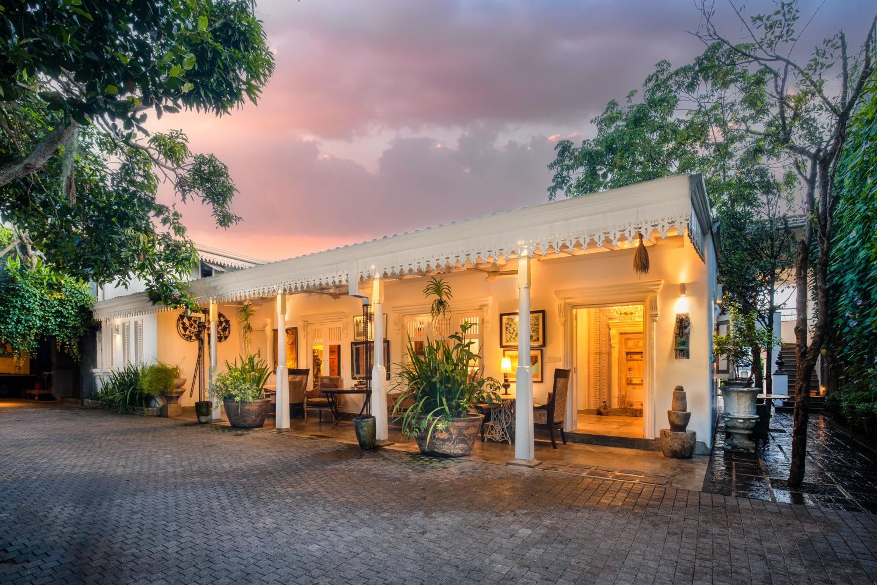 55TG Boutique Suites view 4