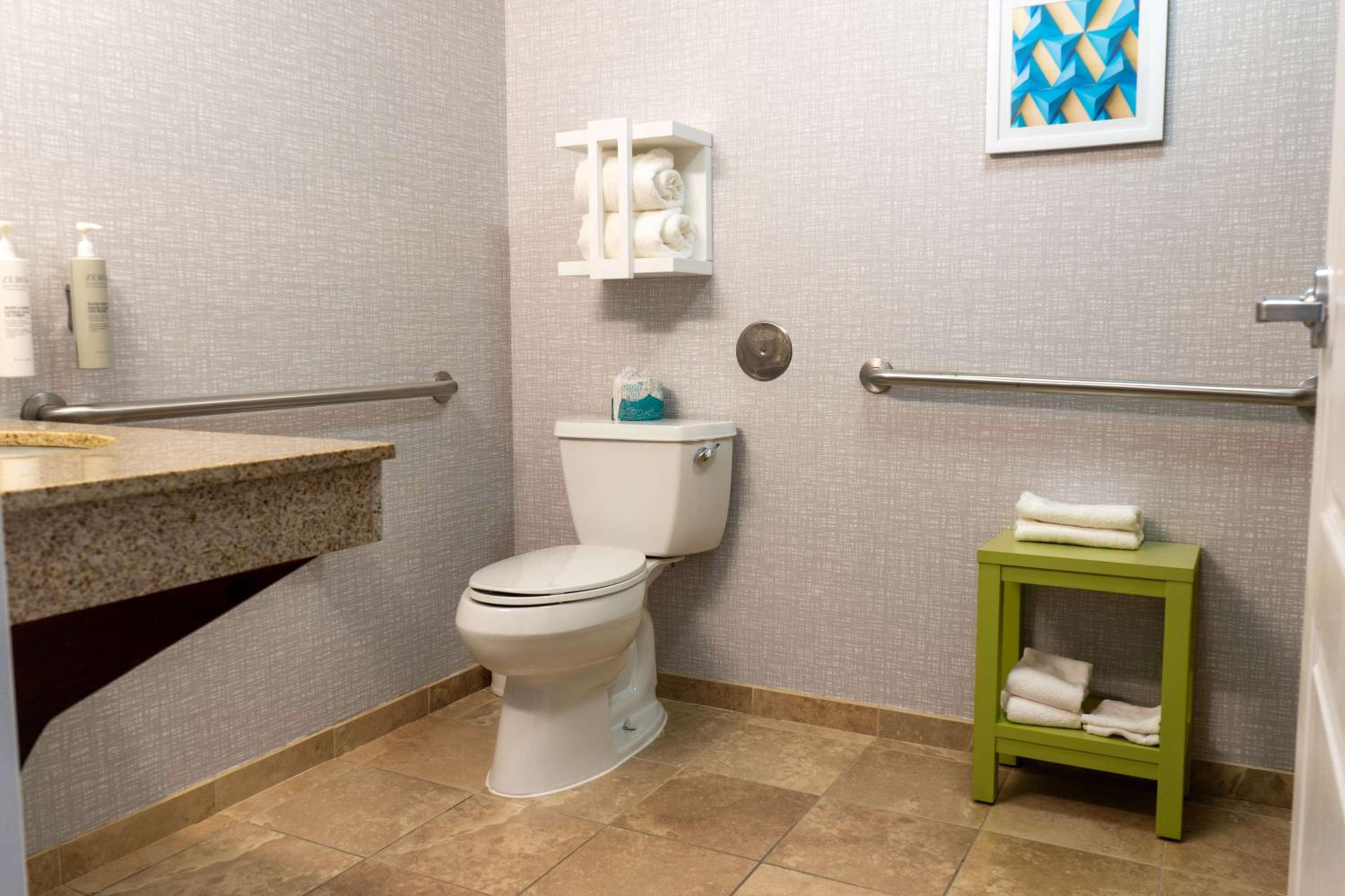 Hampton Inn Elkhorn Lake Geneva Area - Property Image 7