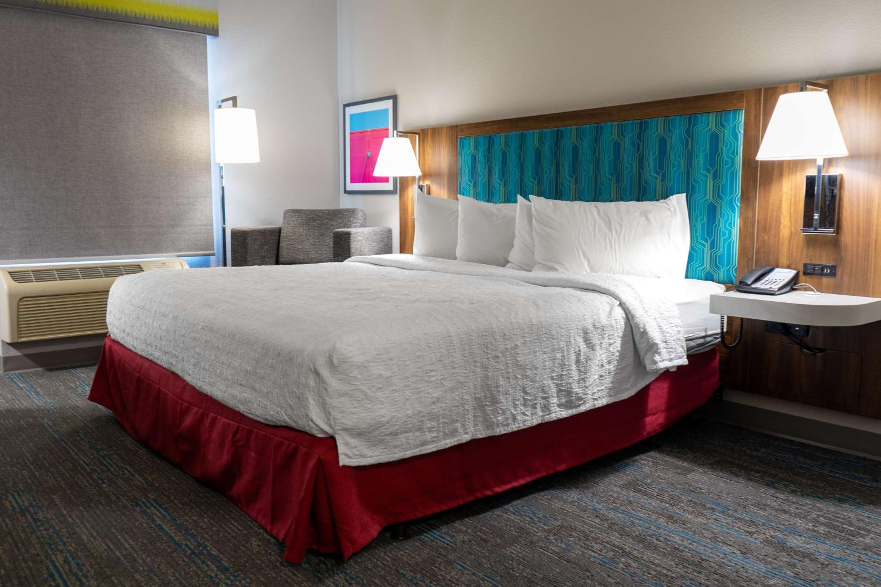 Hampton Inn Elkhorn Lake Geneva Area - Property Image 12