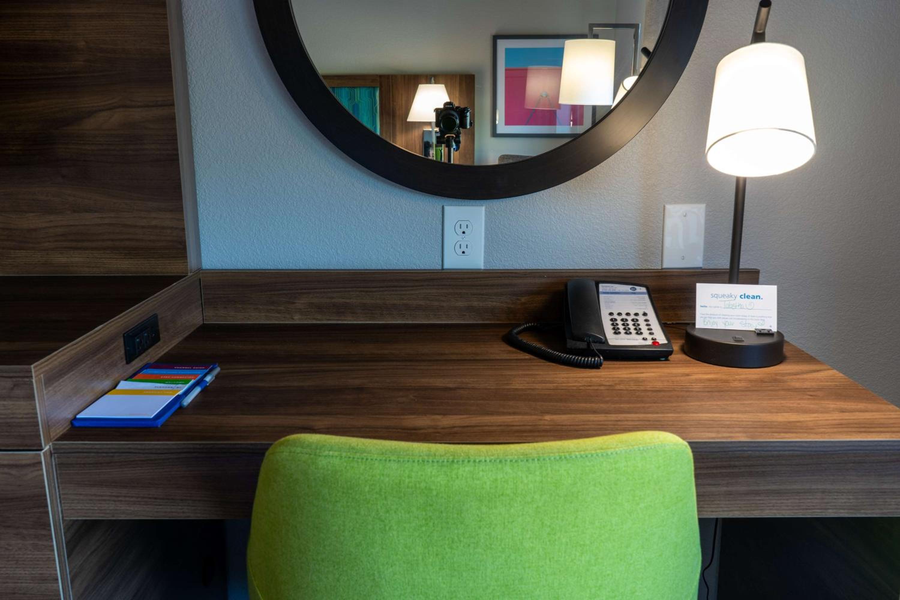 Hampton Inn Elkhorn Lake Geneva Area - Property Image 13