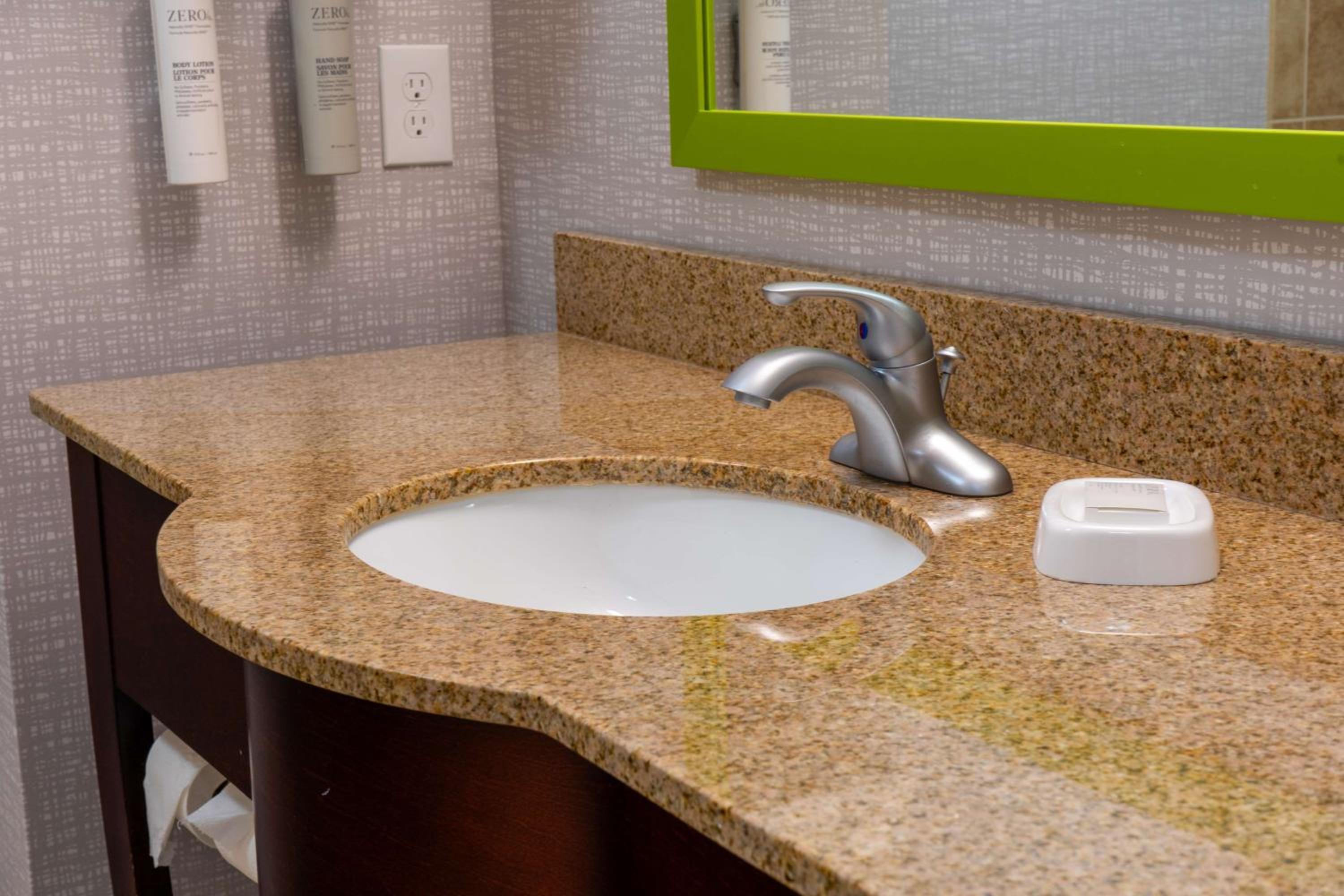 Hampton Inn Elkhorn Lake Geneva Area - Property Image 16