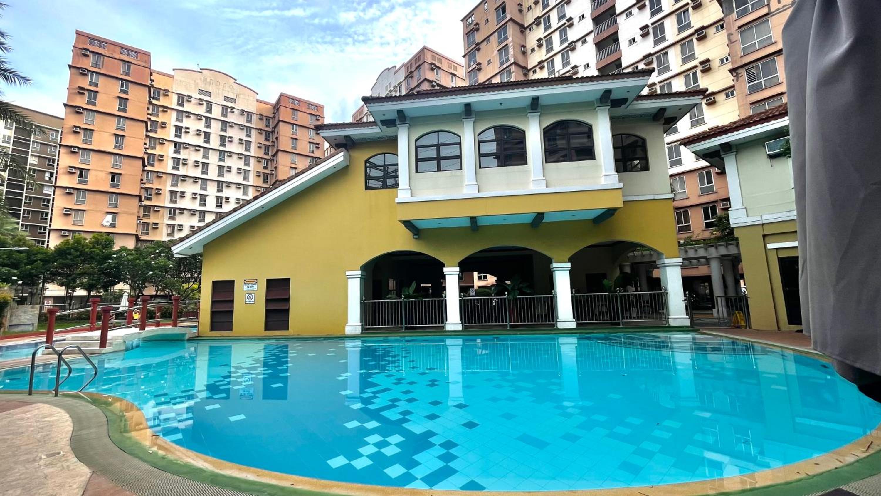 1BR Condo with free Wifi