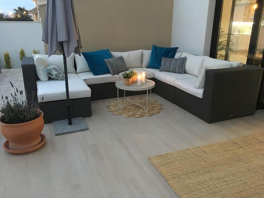 Villa Turmalina with private pool in La Zenia