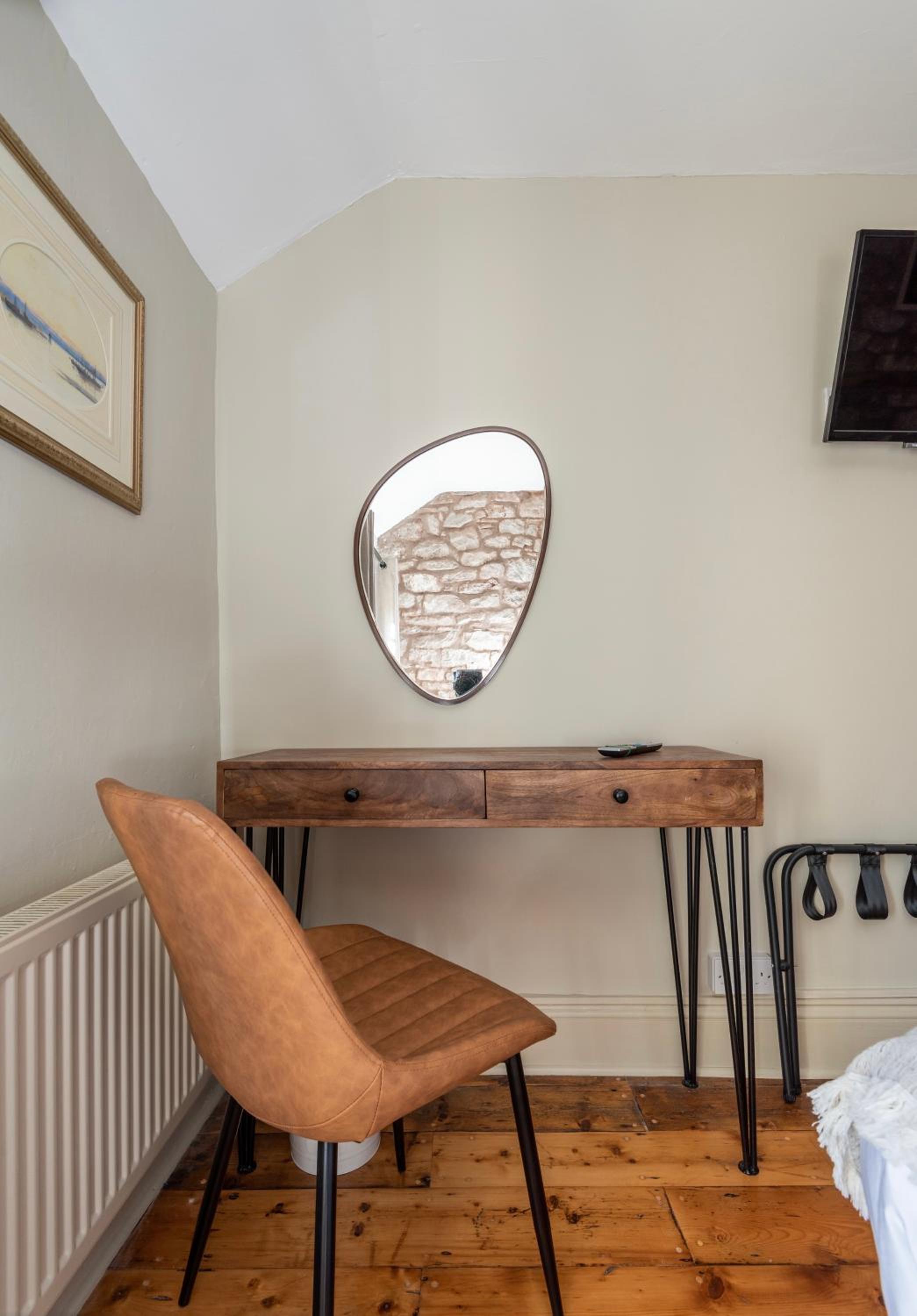 Holmleigh cottage