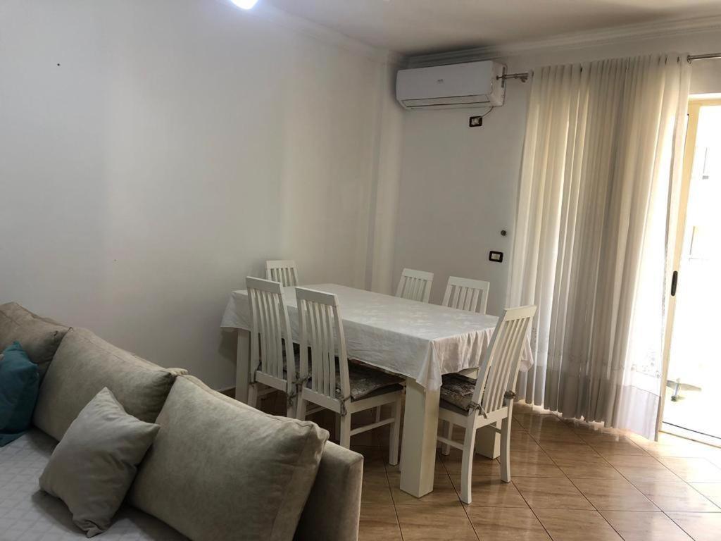 H&G Seaview Apartments