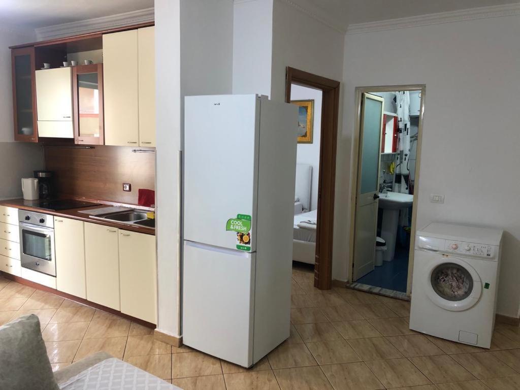 H&G Seaview Apartments