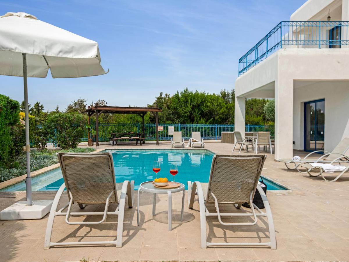 Sanders Azzurro view 4