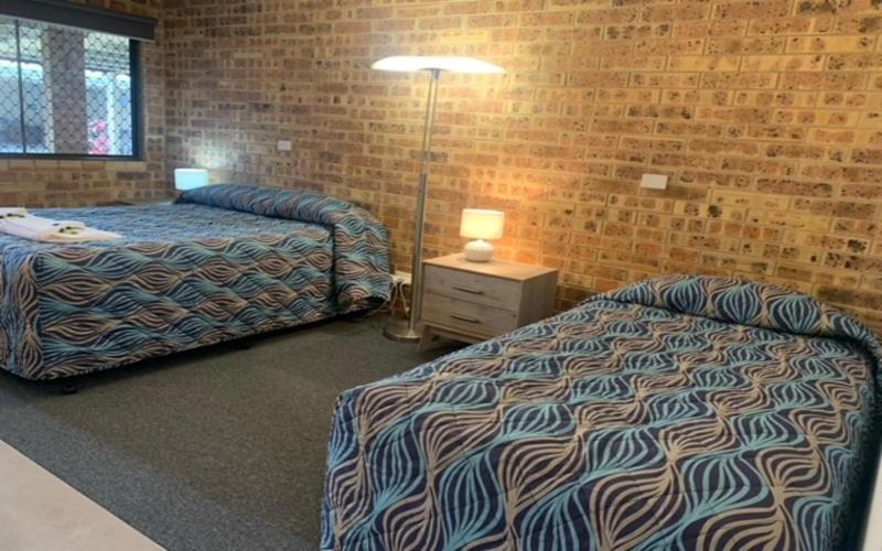 Golden Beach Motor Inn, Caloundra