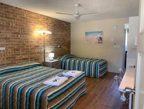 Golden Beach Motor Inn, Caloundra