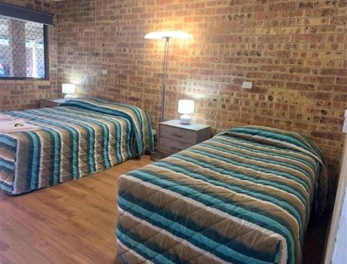 Golden Beach Motor Inn, Caloundra
