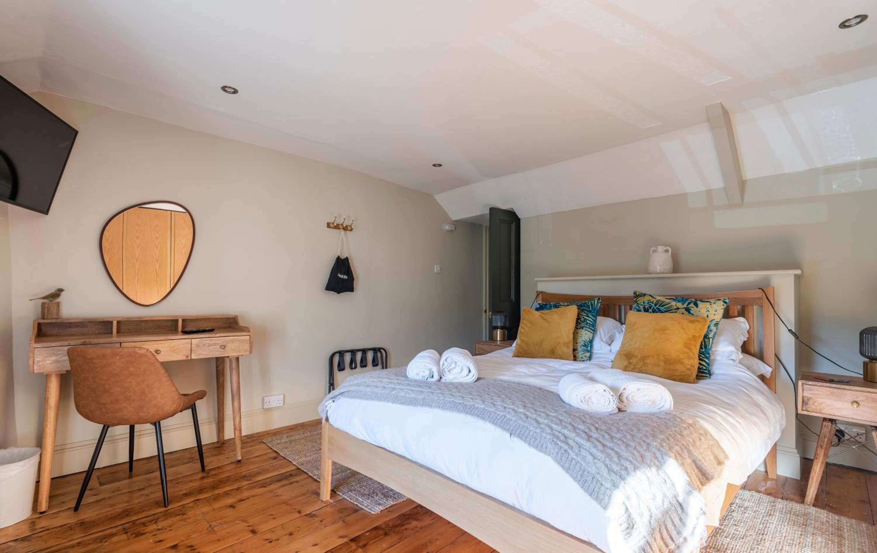 Holmleigh cottage