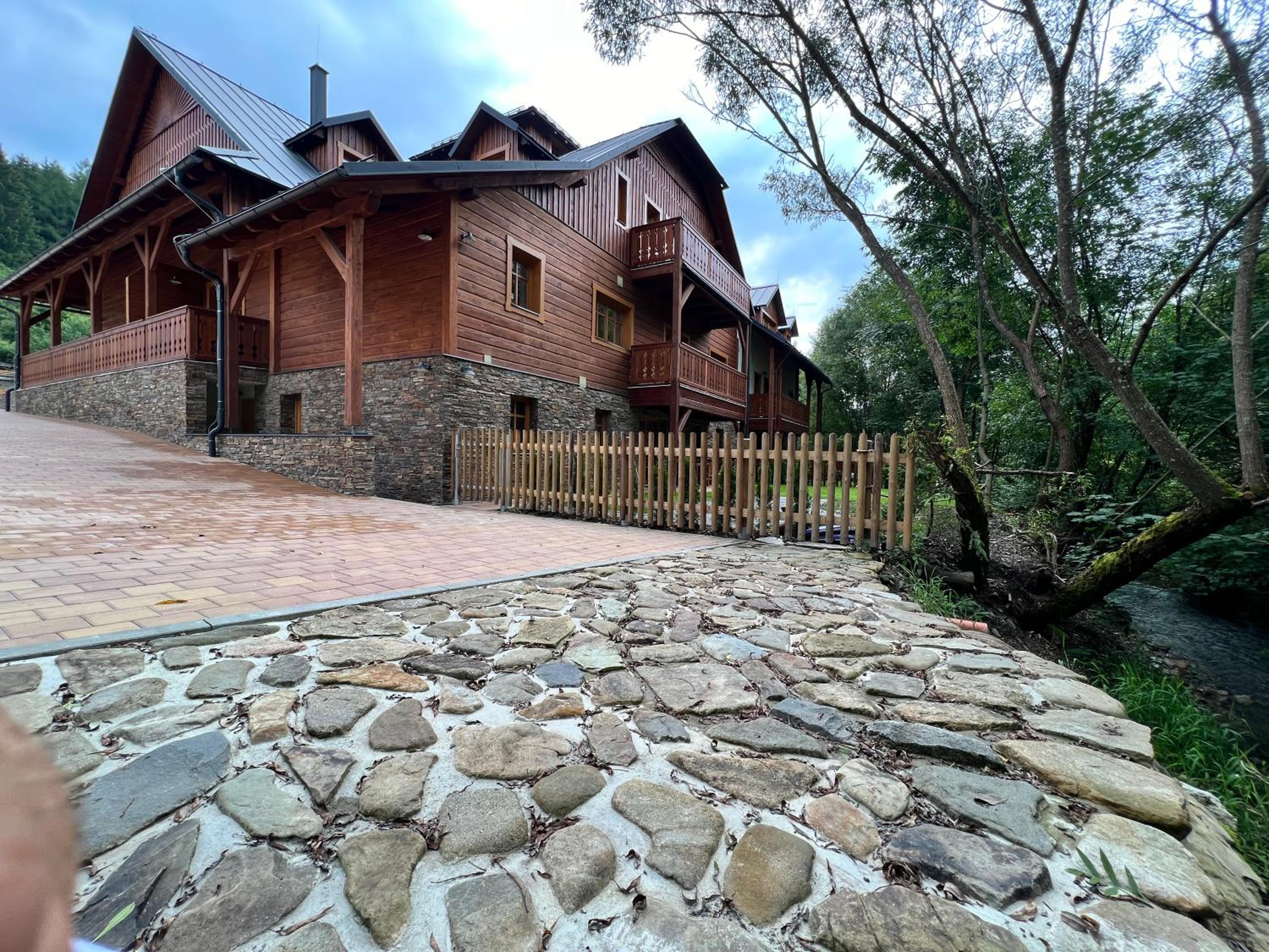 Apartmány Jezerné